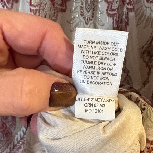 Westport Cream & Burgundy Paisley Blouse with Silver Metallic threads throughout - Picture 3 of 8